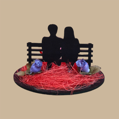 Ζευγάρι σε παγκάκι